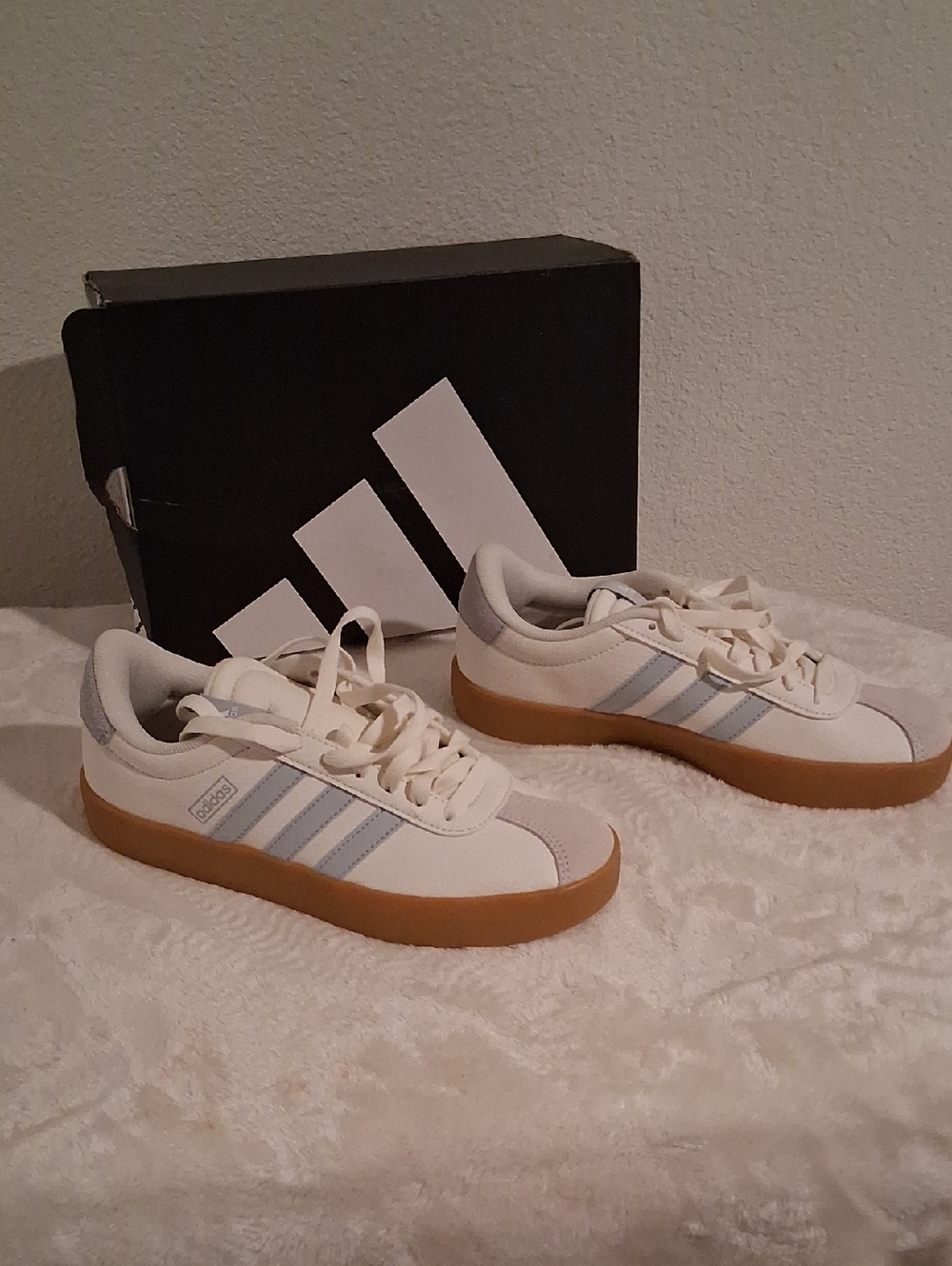 adidas White and Light Blue Classic Gum-Soled Sneakers
